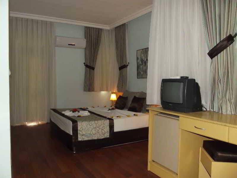 Rios Beach Hotel Beldibi  Buitenkant foto